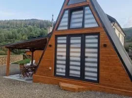 Bucovina-A-FrameHouse-HotTub-Fireplace-Patio-WiFi