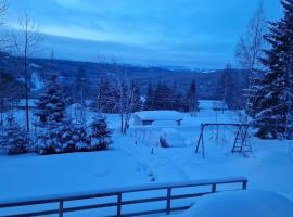 Captivating 6-Bed Cottage in Lismarka, hotel en Haugen