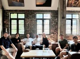 Chongqing Desti Youth Park Hostel Liberation Monument, hotel con estacionamiento en Chongqing