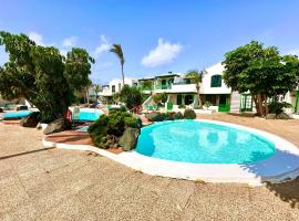 Aloha Apartment - Beach and pool, hotel en Los Pocillos