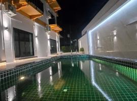 Smile Boutique at Saiyuan, khách sạn ở Bãi biển Rawai