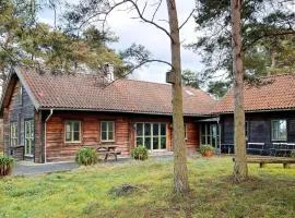 4 star holiday home in YNGSJÖ-By Traum