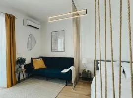 Vibrant Studio