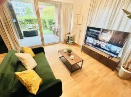 Chic one bedroom with parking&terrace-KIR22