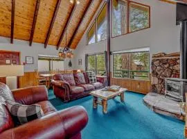 Near Northstar Wooded Retreat with Deck & Loft