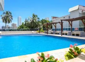 Moderno hospedaje privado con piscina
