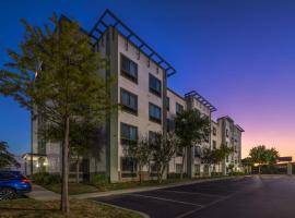 Best Western Plus Lackland Hotel and Suites., hotel in San Antonio