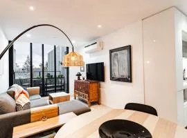 "Nott's Nook"- 1-Bed with Rooftop Views