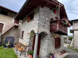 Casa tra le nuvole, hotel v destinaci Dazio