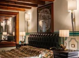 Regal House Verona REGIMENTAL