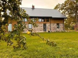 Kipeni Guest House, guest house in Limbaži