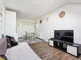 Budget apart downtown with parking