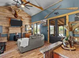 2 Mi To Casinos, Red River Lodge, River Views