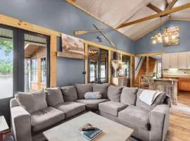 2 Mi To Casinos, Red River Lodge, River Views