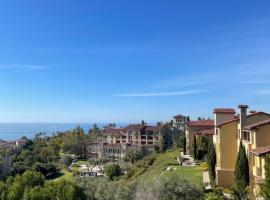 Marriott's Newport Coast Villas، فندق في شاطئ نيوبورت