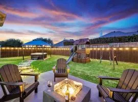 Luxury Home w Hot Tub near DFW Airport