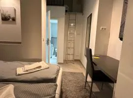Estelada Boarding Houses - Bogenhausen