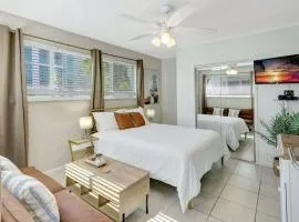 Sandscape Haven Hollywood Beach Studio w Parking