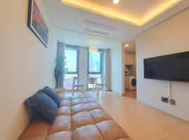 Haeundae Ocean Family, hotel in Busan