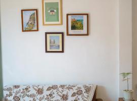 Ta Kaew Hostel ตาแก้ว โฮสเทล, Hotel in Nan