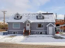 Fairbanks Great Location