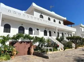 White House Mochlos Suite