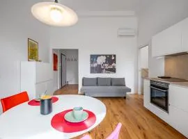 GuestHost - Casa di Ebe - Campo di Marte Flat with Balcony