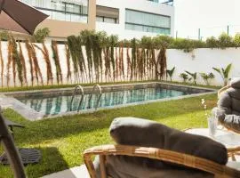 Sancy Luxury rez de jardin avec piscine privée