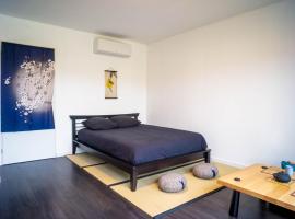 Kitsuné Lodge zen d'inspiration japonaise、Chaintréのホテル