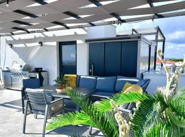 Apartment Agnes with Rooftop Terrace, Grill, Pool and new from 2026 Jucuzzi