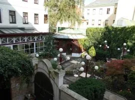 Hotel Viki