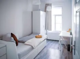 Malasits 1 private room with shared bathroom