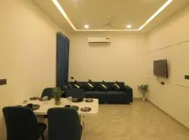 Snowdrop Home Luxury 2BHK Spacious Apt