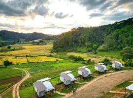 สวนไร่รุ่งอรุณ Suan Rai Rungarun