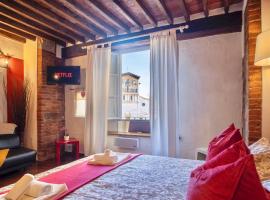 VISTA Sulla BASILICA - LUCCA Centro - Wifi, hotel v destinaci Lucca