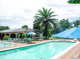 Club Bella Suiza - Carlos Ossa Escobar, ξενοδοχείο σε Βιλιαβισένσιο