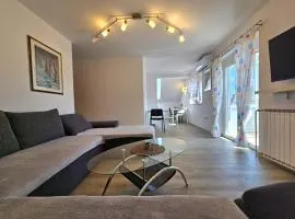 Green Hill Apartments