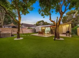 Modern villa in Design District !