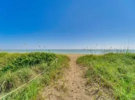 2 Mi to Fort Pierce Jetty Coastal Florida Condo
