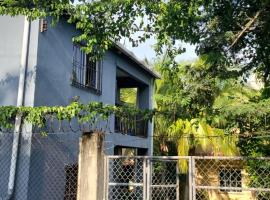 Nawat kalli, ξενοδοχείο σε El Sunzal