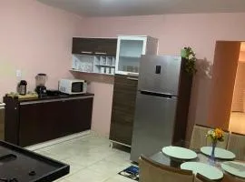 Casa Aconchegante de 2 quartos e 2 camas de casal
