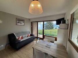 Appartement rénové 2 pièces, 4 couchages, au pied des pistes à Auris - FR-1-297-344