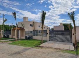 Baumhaus, hotel di Villa Anizacate