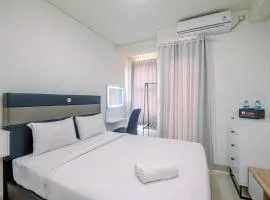 Comfy and Modern Studio Transpark Cibubur Apartment By Travelio