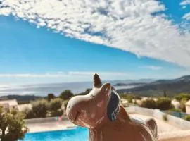 STUDIO POOL HOUSE MDT 2 ETOILES VUE MER PANORAMIQUE AMAZING SEA VIEW WIFI LINGE LINEN INCLUT AIRCONDITIOn