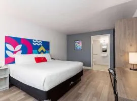 Howard Johnson by Wyndham Orlando Lake Buena Vista South