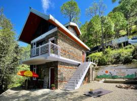 The Pahadi House, hotel i Shimla