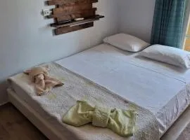 Nafpaktos studio in port Ι
