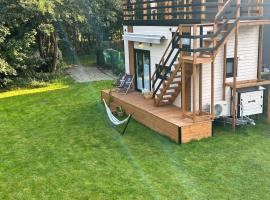 Domek -Tiny House Resort Marino, hótel í Grzybowo