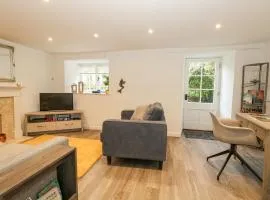Half Pint Cottage